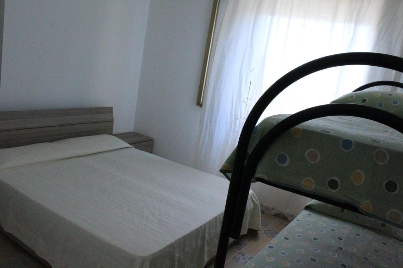 Villa Simonetta Alliste Bagian luar foto